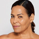 jane iredale - Skintuition SPF 30 Radiance-Boosting Liquid Foundation - 50 Medium Dark - Flüssige Foundation - jane iredale Mineral Make-up - ZEITWUNDER Onlineshop - Kosmetik online kaufen