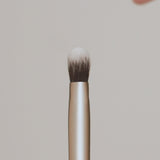 jane iredale - Fluffy Eye Brush - Lidschatten Pinsel - jane iredale Mineral Make-up - ZEITWUNDER Onlineshop - Kosmetik online kaufen